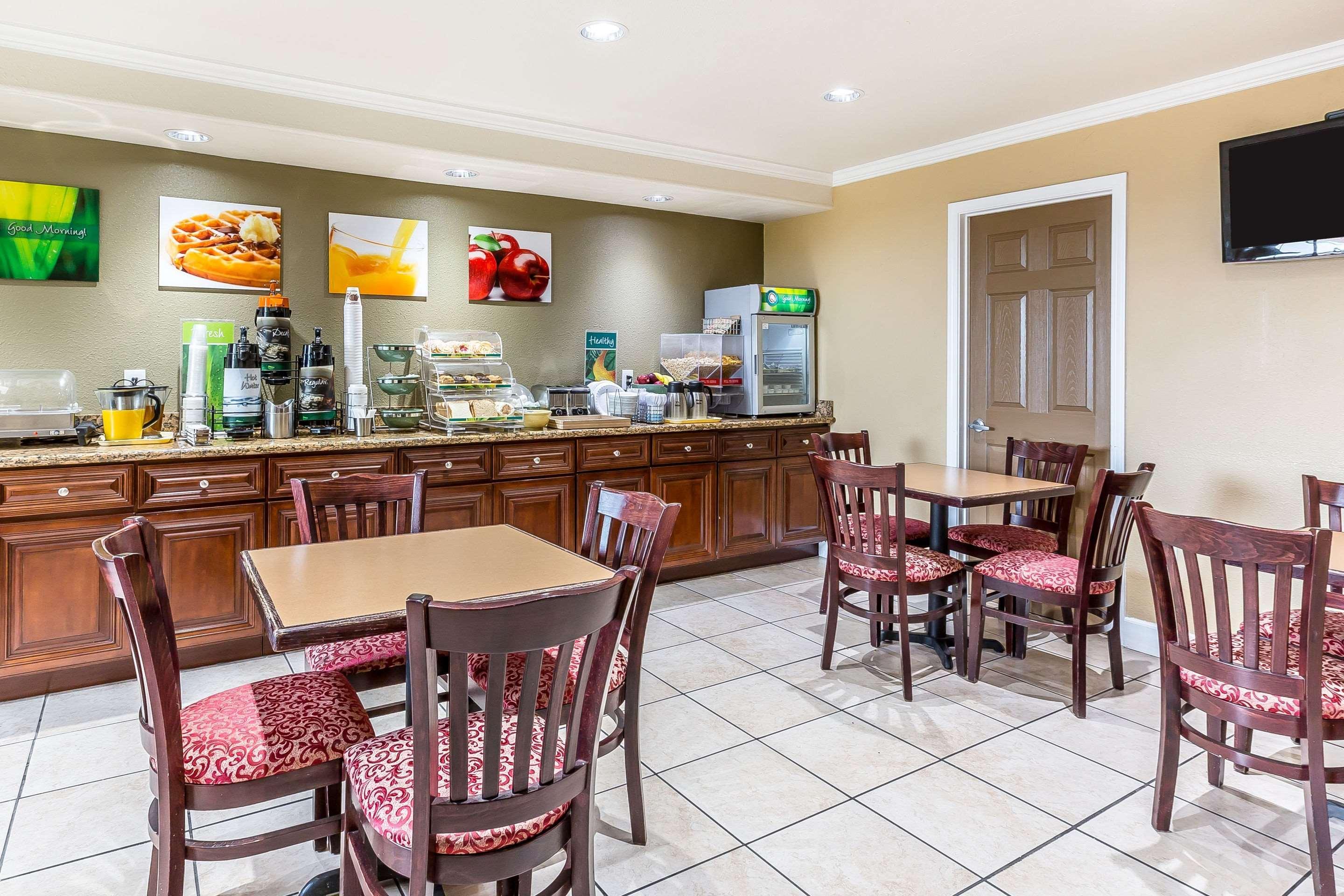Inn Quality Near Hearst Castle 2*